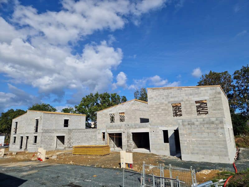 Constructions de 24 maisons individuelles en cours sur PONT …