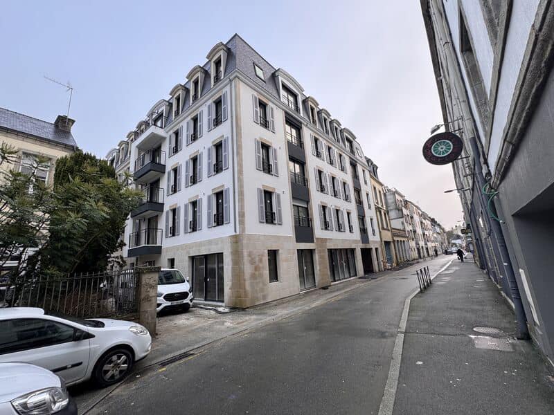 LES POMMIERS – QUIMPER  Dernières retouches livraison imminente…